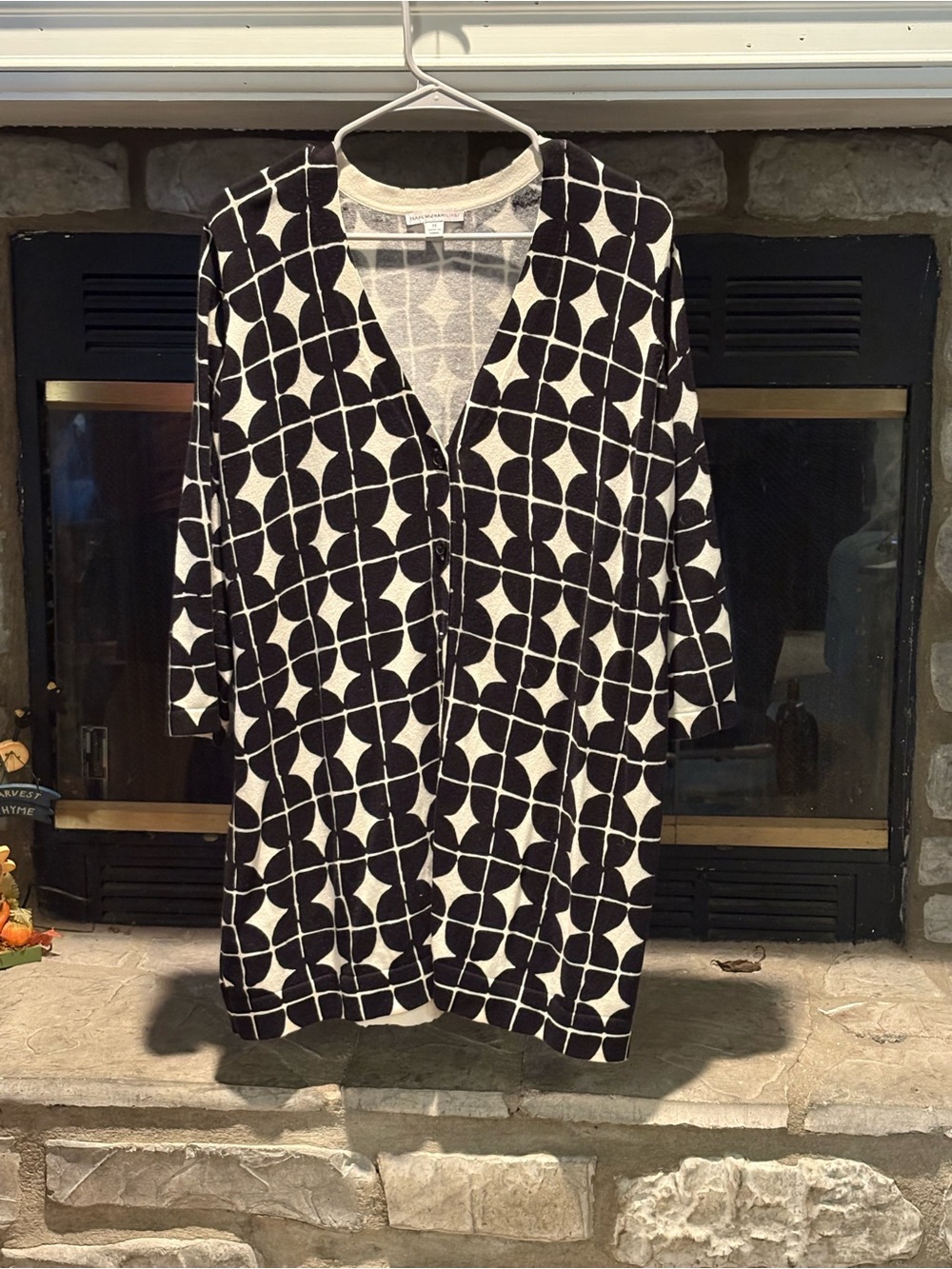 Isaac Mizrahi Black and Cream Geometric Open-Front Cardigan